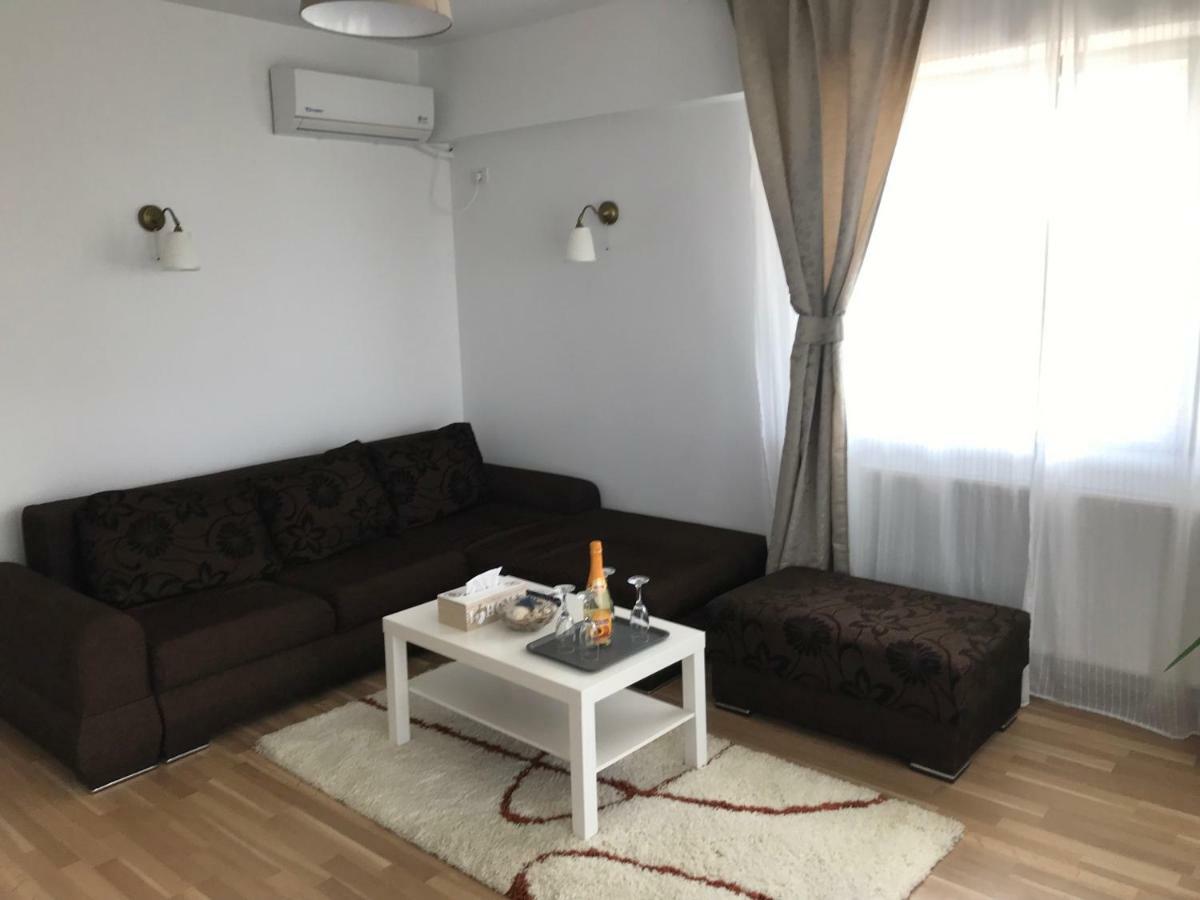 Апартаменты Apartament Cristina Мамая Экстерьер фото